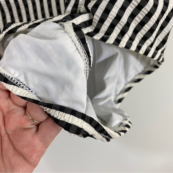 Athleta Small Seersucker Striped Black White One Piece‎ Swimsuit - Picture 8 of 11